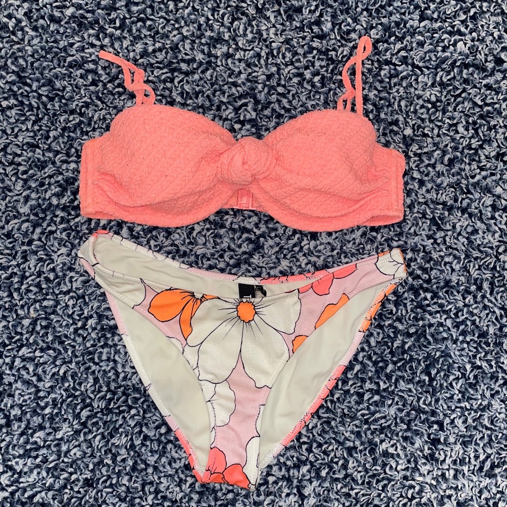 Triangl Floral Mix-Match suit size xs
